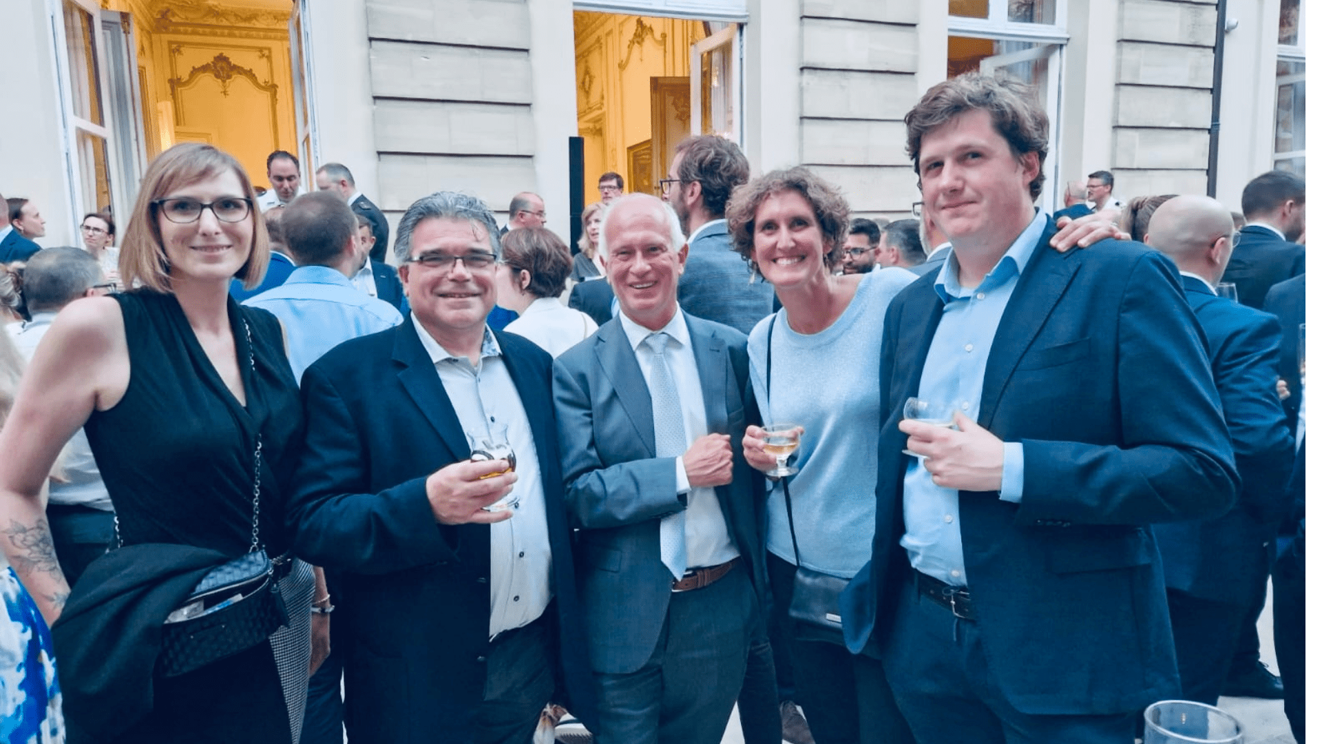 Multios à l'ambassade de Belgique à Paris